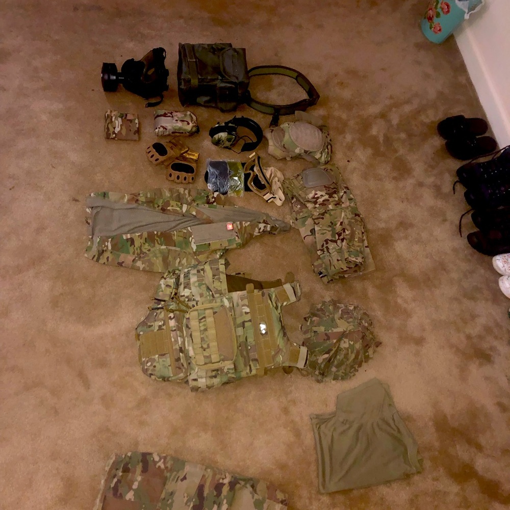 Multi cam tactical gear